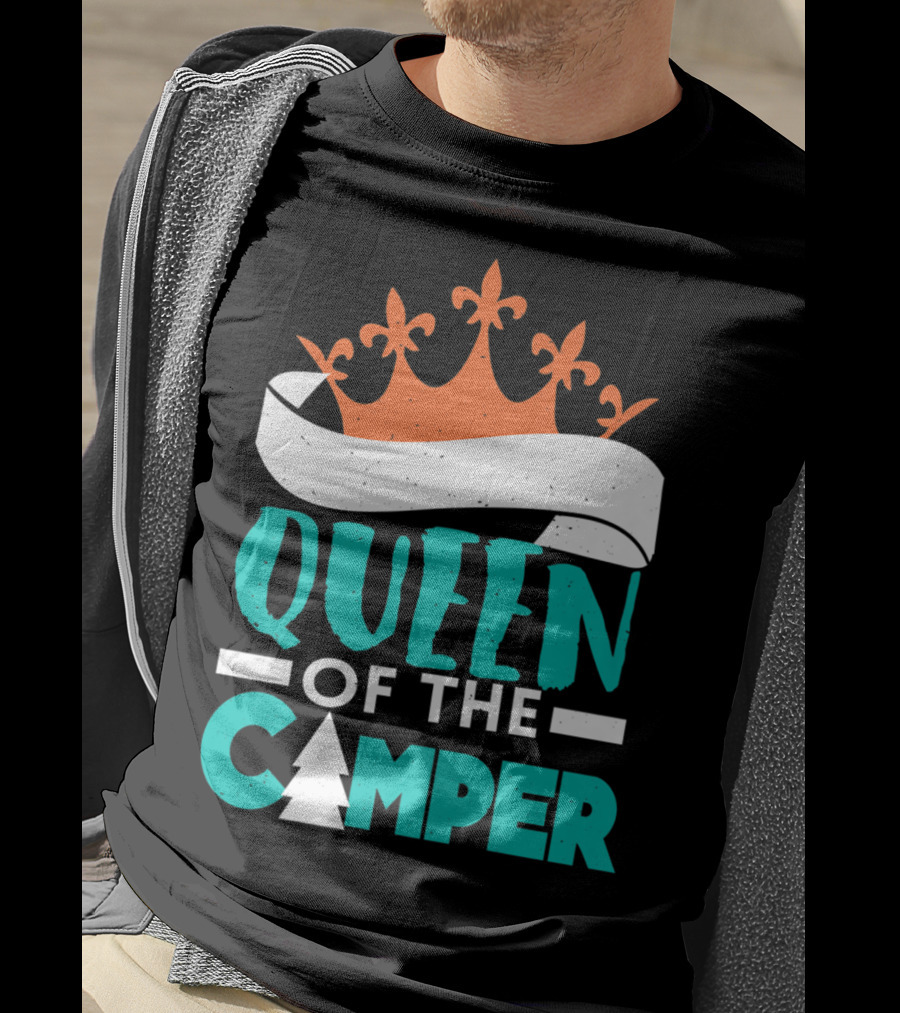 Queen Of The Camper Rv Crown Tree T-Shirt