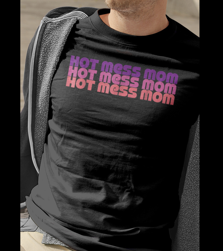 Retro 70s Style Vintage Hot Mess Mom Gradient Typography T-Shirt