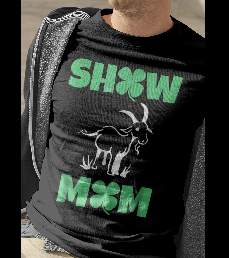 Show Mom Clover Goat T-Shirt