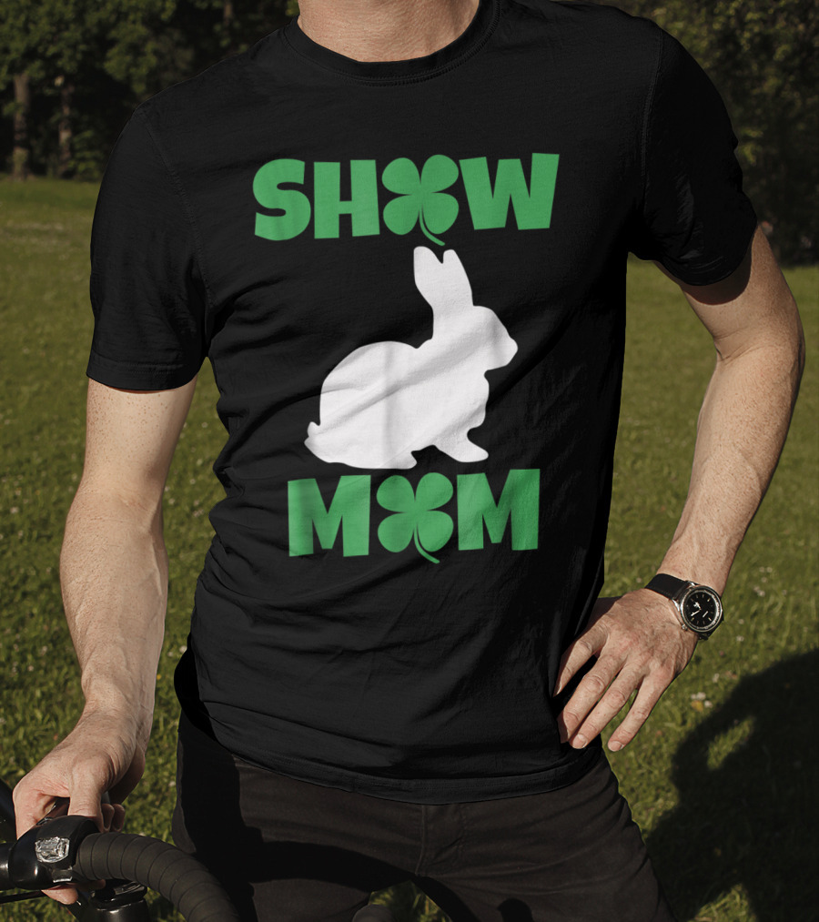 Show Mom Clover Rabbit T-Shirt