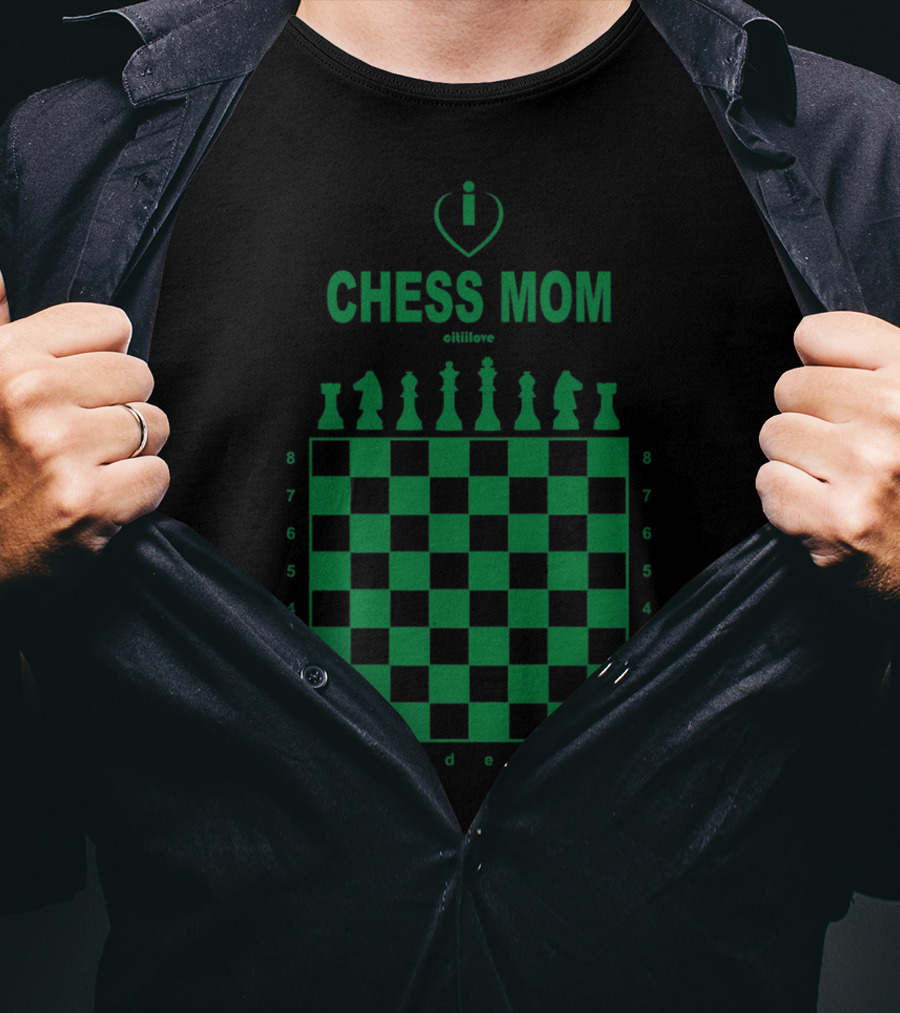 I Love Chess Mom Slim Fit Chess Board And Pieces T-Shirt