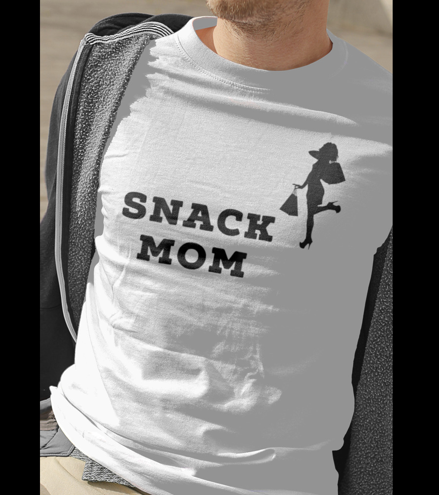 SNACK MOM T-Shirt
