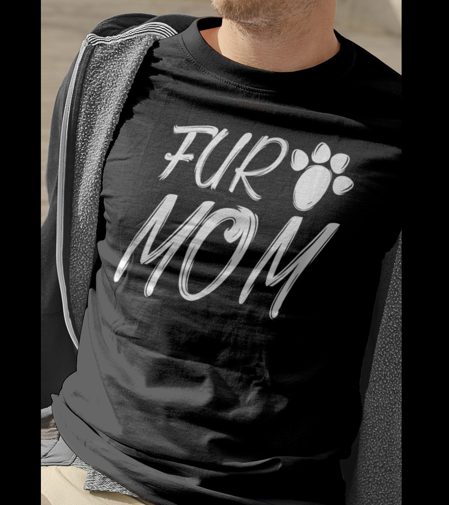 Fur Mom Animal Lover Paw Print Design Light39 T-Shirt
