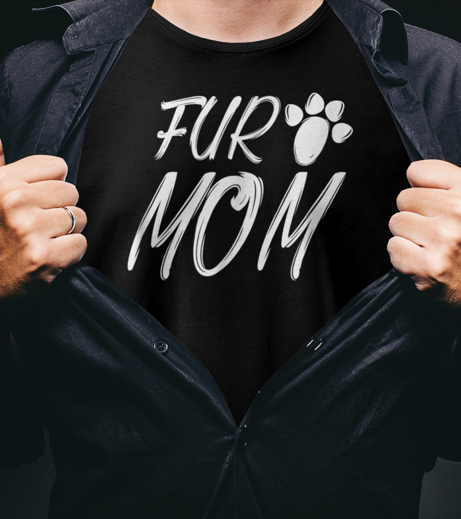 Fur Mom Animal Lover Paw Print Design Light39 T-Shirt
