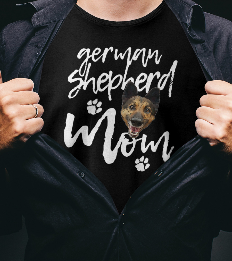 German Shepherd Mom Cute Dog Face With Paw Prints T-Shirt