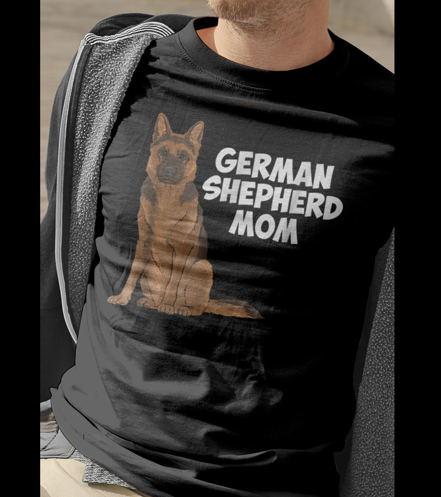 German Shepherd Mom Dog Lovers Birthday22 T-Shirt