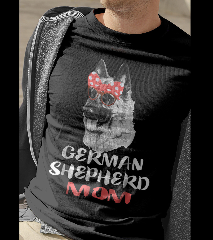 German Shepherd Mom Mother Dog Lover Owner Dog With Red Bow And Glasses T-Shirt