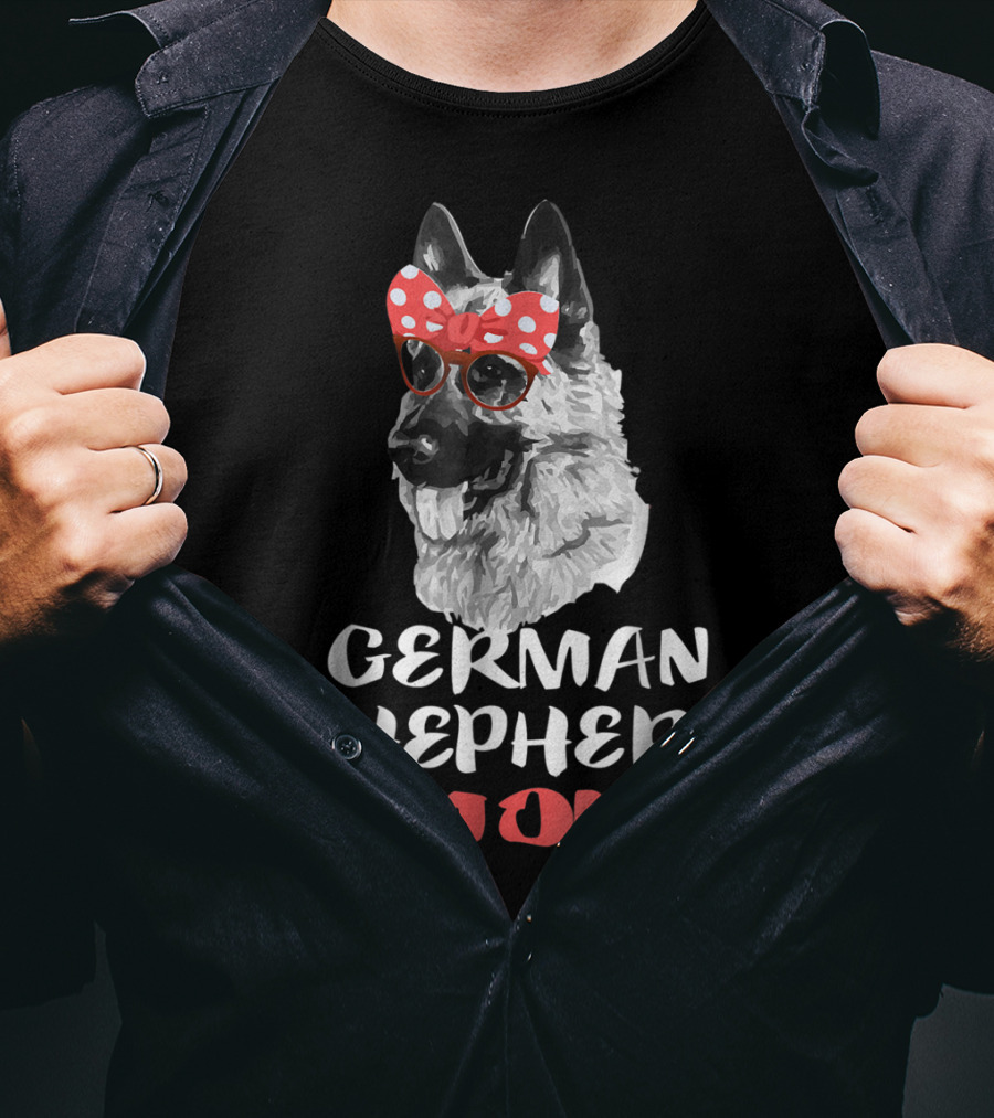 German Shepherd Mom Mother Dog Lover Owner Dog With Red Bow And Glasses T-Shirt