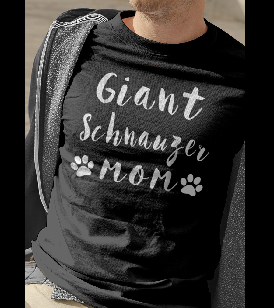 Giant Schnauzer Mom Paw Prints T-Shirt