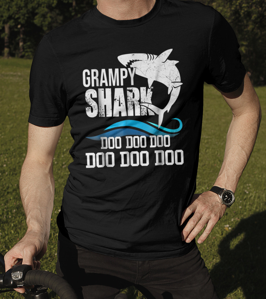 Grampy Shark Doo Doo Doo Halloween Grandma Mother Mom T-Shirt