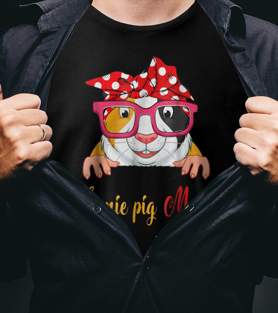 Guinea Pig Mom Red Glasses Bandana 37 T-Shirt