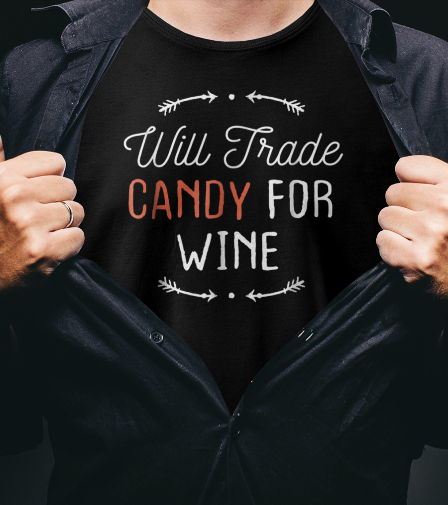 Halloween Mom Will Trade Candy For Wine Funny T-Shirt
