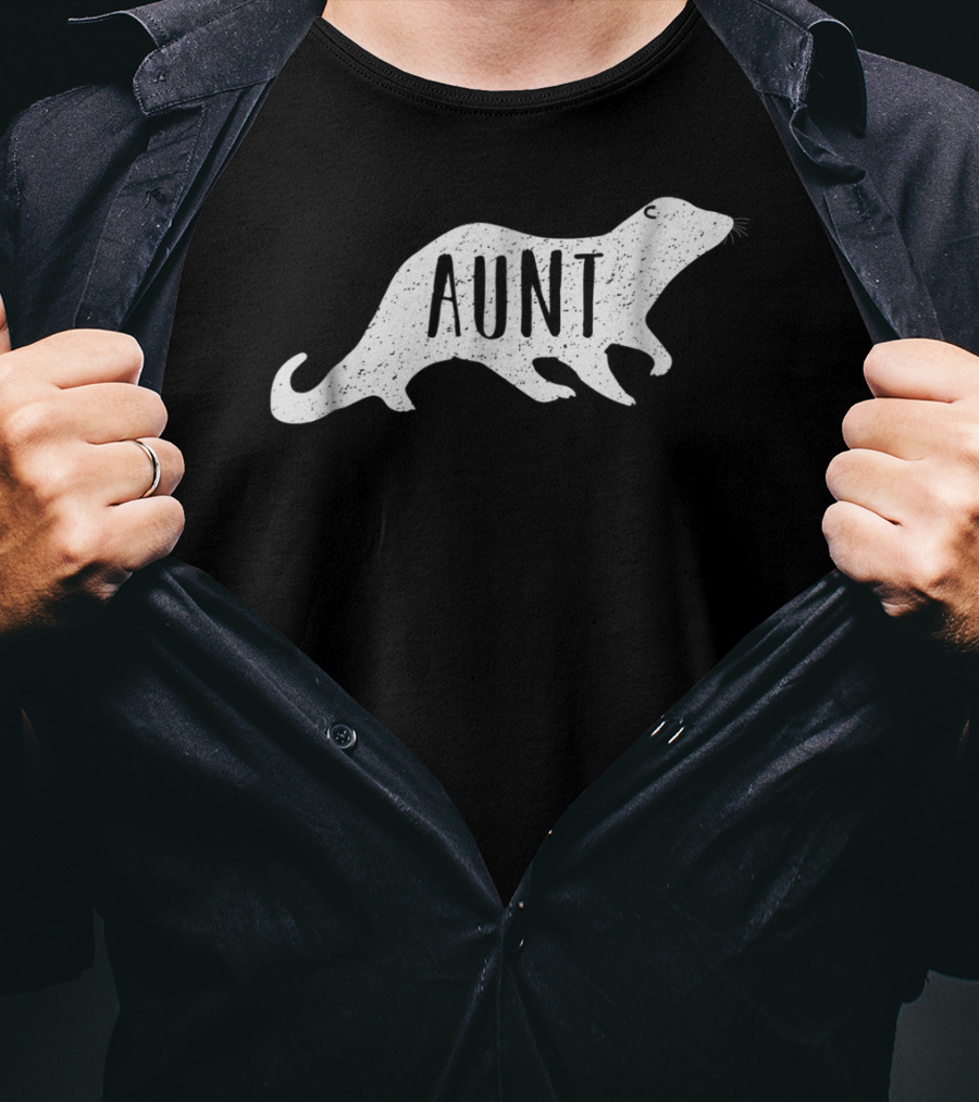 Vintage Otter Aunt T-Shirt