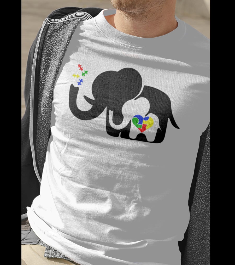 Autism Awareness Elephant With Puzzle Heart And Baby Elephant For Autism Mom T-Shirt