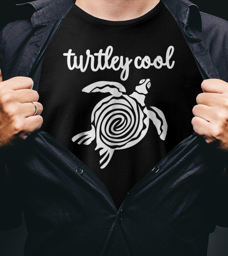 Turtley Cool World Ocean Sea Turtle For Cool Mom Dad51 T-Shirt