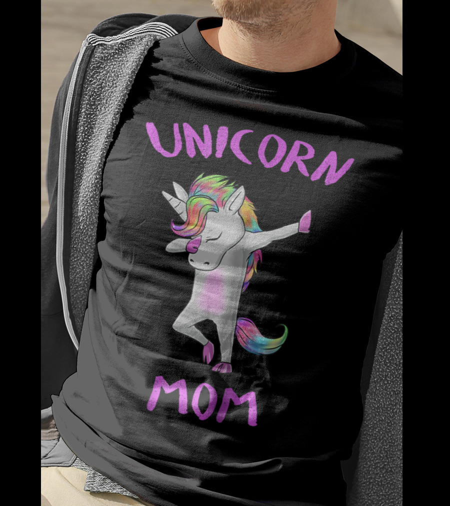 Unicorn Mom Dabbing Rainbow Unicorn Dab T-Shirt