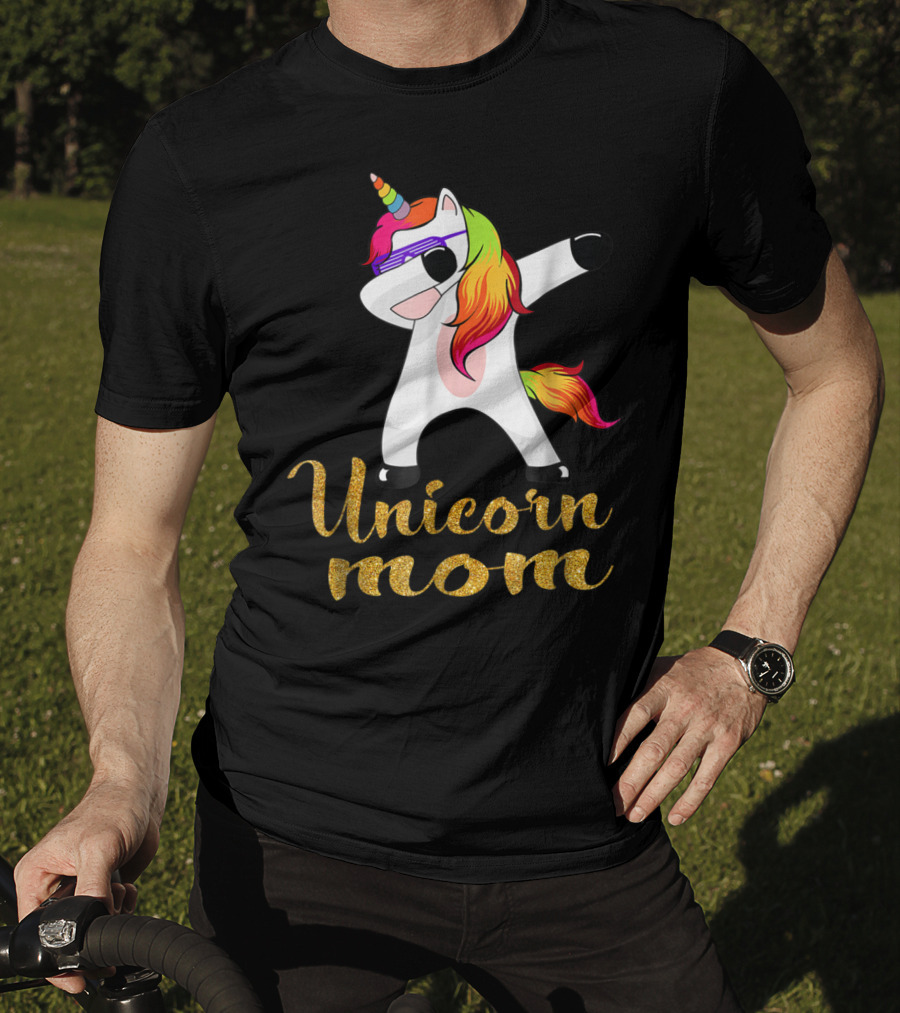 Unicorn Mom Glitter Text Rainbow Hair Dabbing Unicorn T-Shirt