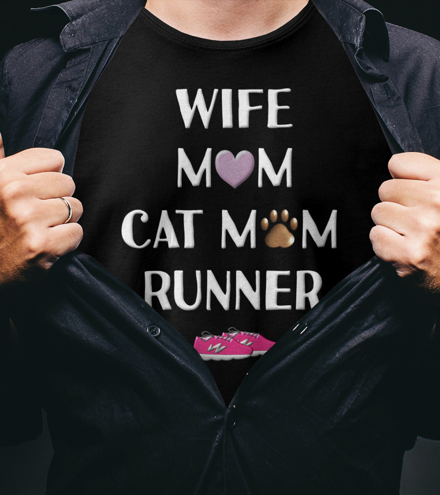 Wife Mom Cat Mom Runner Pink Shoes Heart Paw T-Shirt
