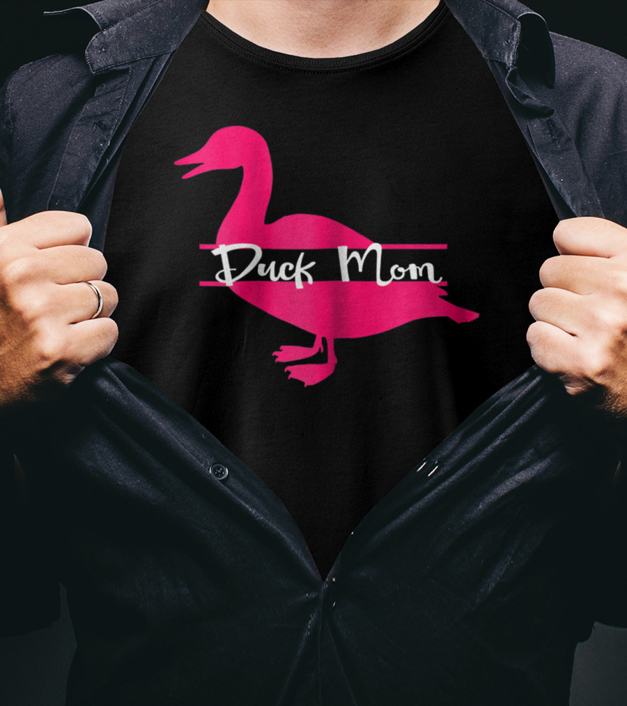 Duck Mom Rouen Pekin Duck Pink T-Shirt