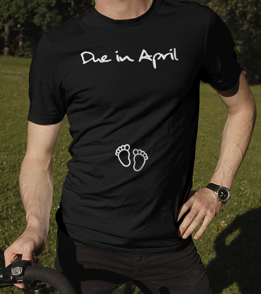 Due In April Pregnant Reveal Expectant Footprints T-Shirt