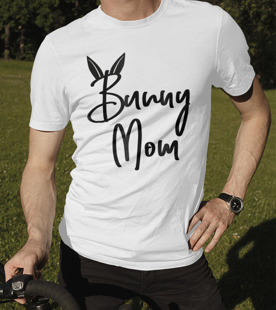 Bunny Mom Cute Bunny T-Shirt
