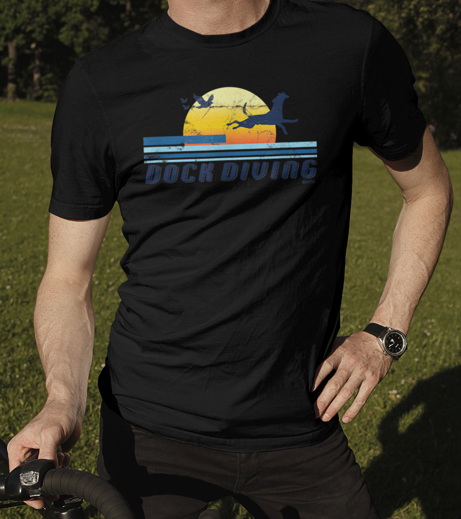 Dock Diving Jumping Dog Mom Dad Retro Sunset T-Shirt