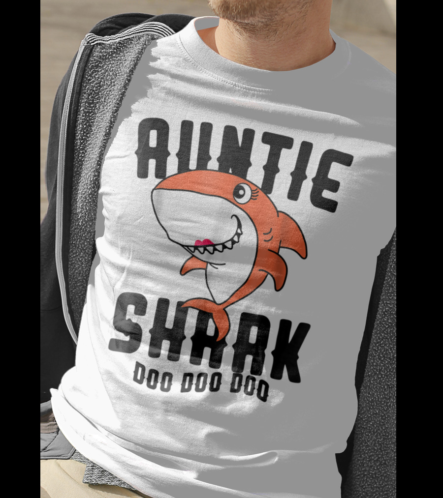 Auntie Shark Doo Doo Doo Mom Grandma Halloween Christmas T-Shirt