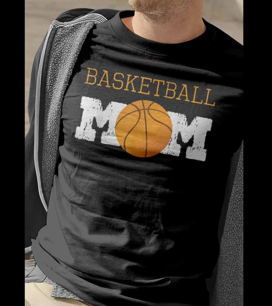 BASKETBALL MOM T-Shirt