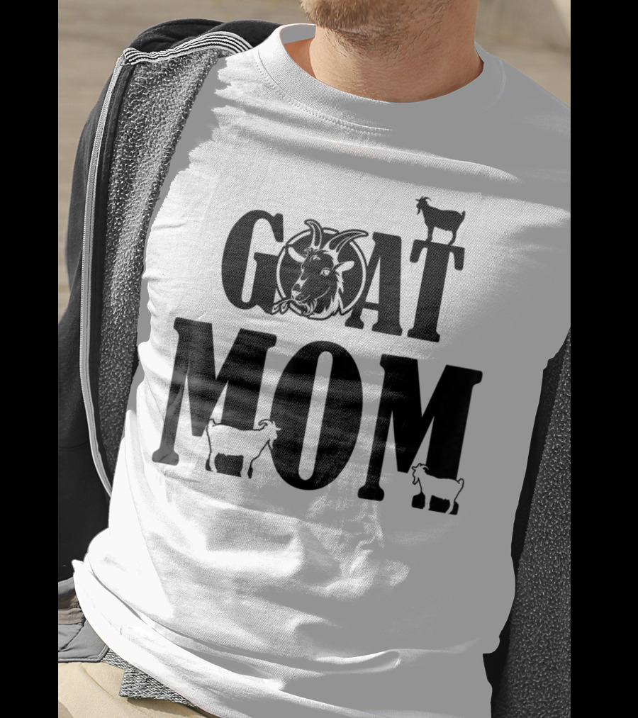 Proud Goat Mom With Cute Goat And Goat T-Shirt