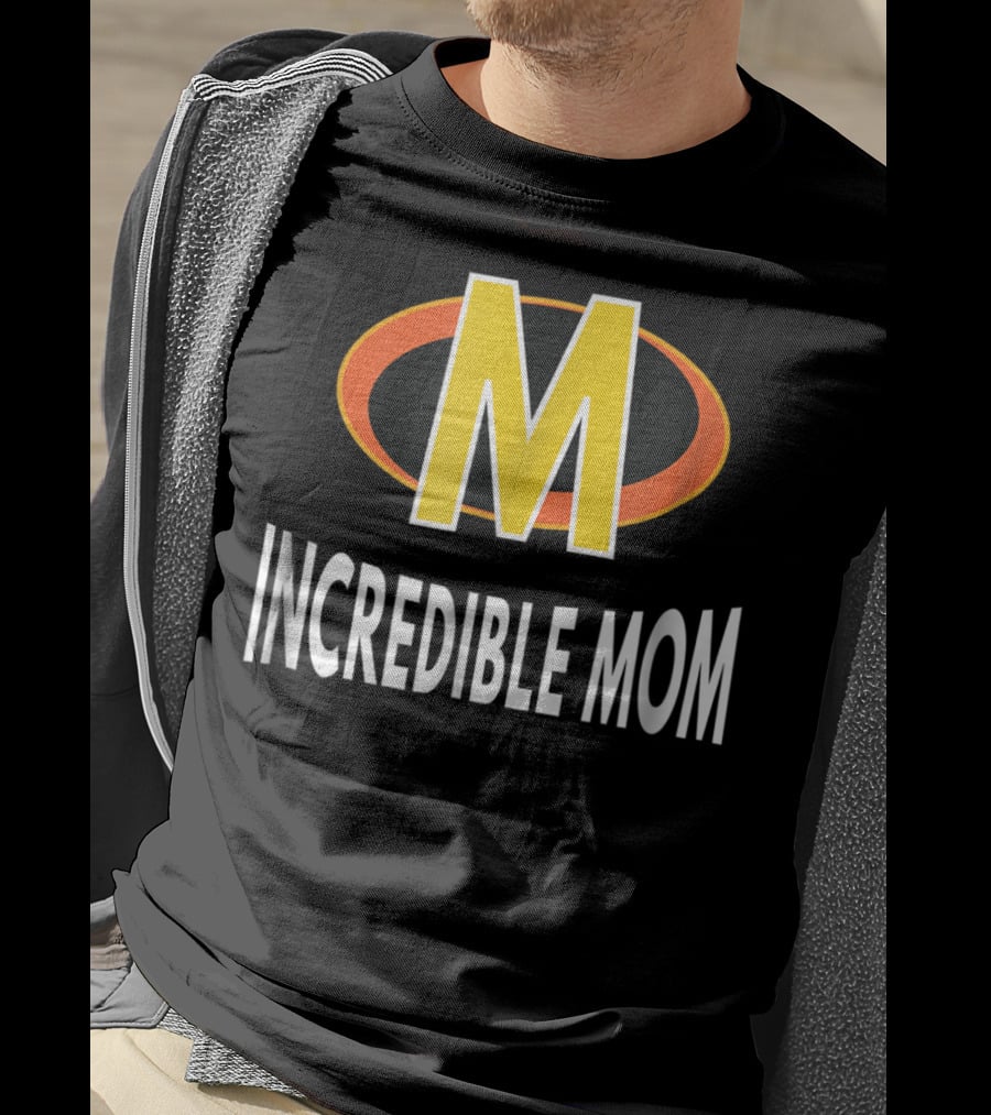 Incredible Mom Bold Text Superhero Icon M T-Shirt