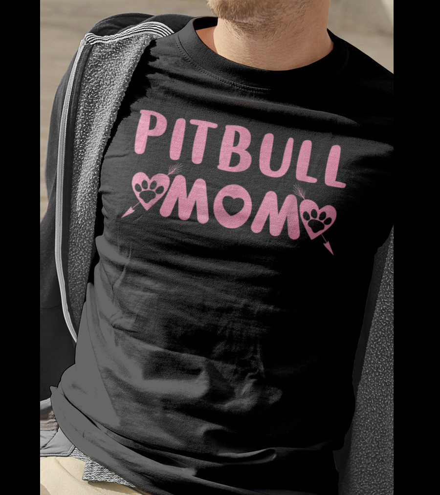 Pitbull Mom Heart Paw Arrow Pink T-Shirt