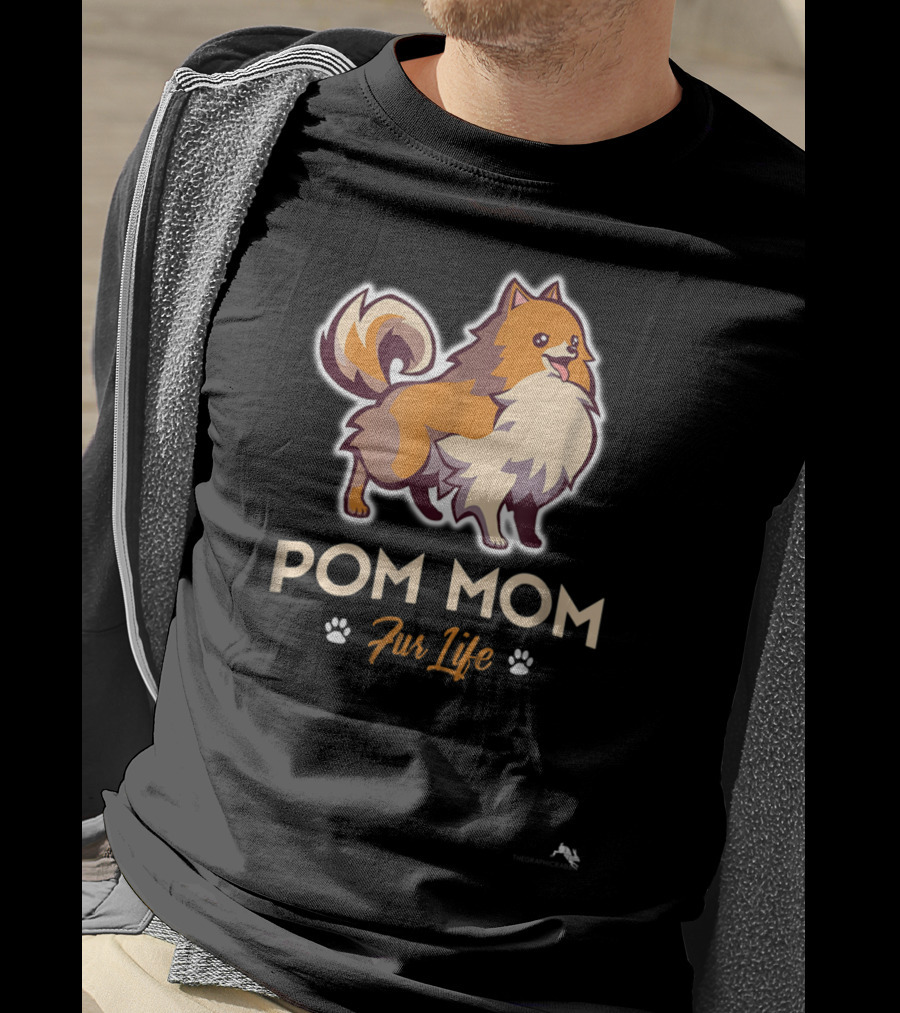 Pom Mom Fur Life Pomeranian Paw Prints T-Shirt