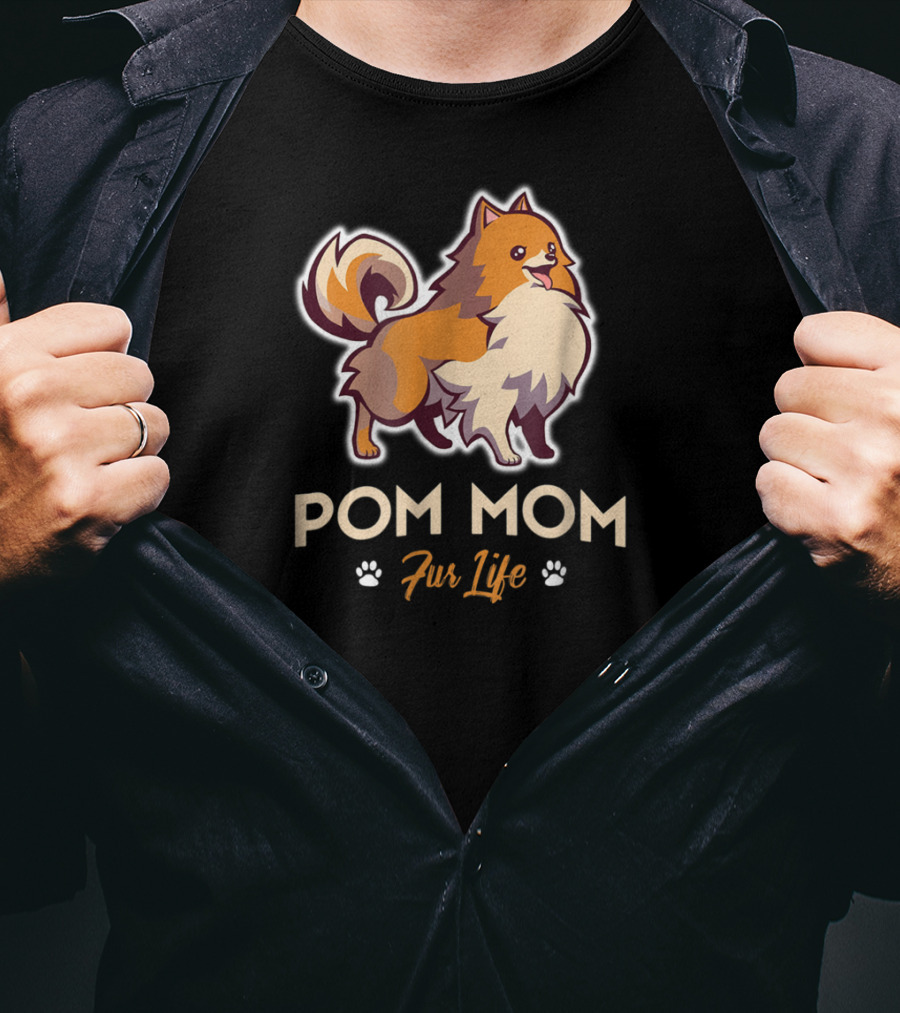 Pom Mom Fur Life Pomeranian Paw Prints T-Shirt