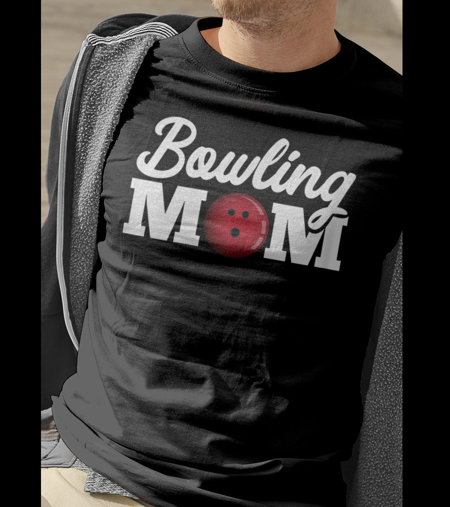 Bowling Mom With Red Bowling Ball Icon Striking Fun T-Shirt