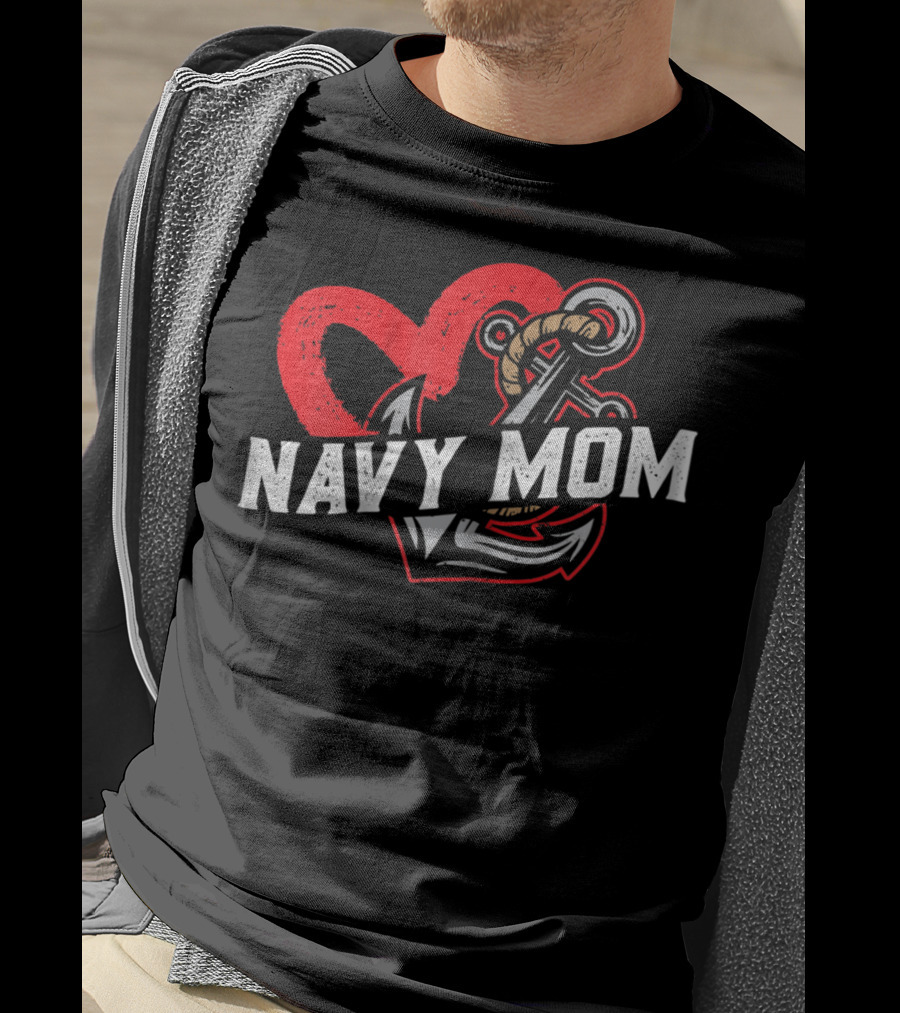 Navy Mom Heart Anchor Proud USA Navy Mother T-Shirt