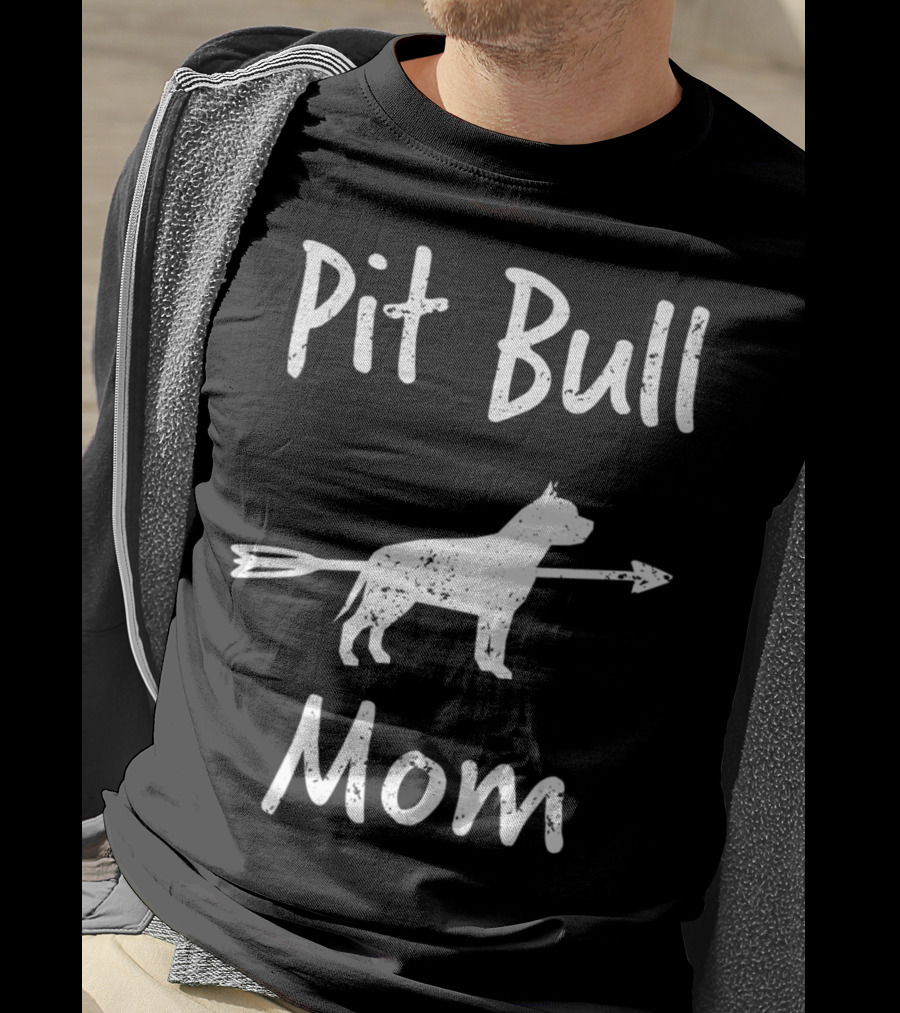 Pit Bull Mom Advocate With Arrow T-Shirt
