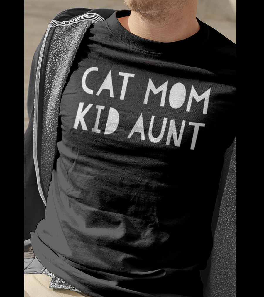 Cat Mom Kid Aunt T-Shirt