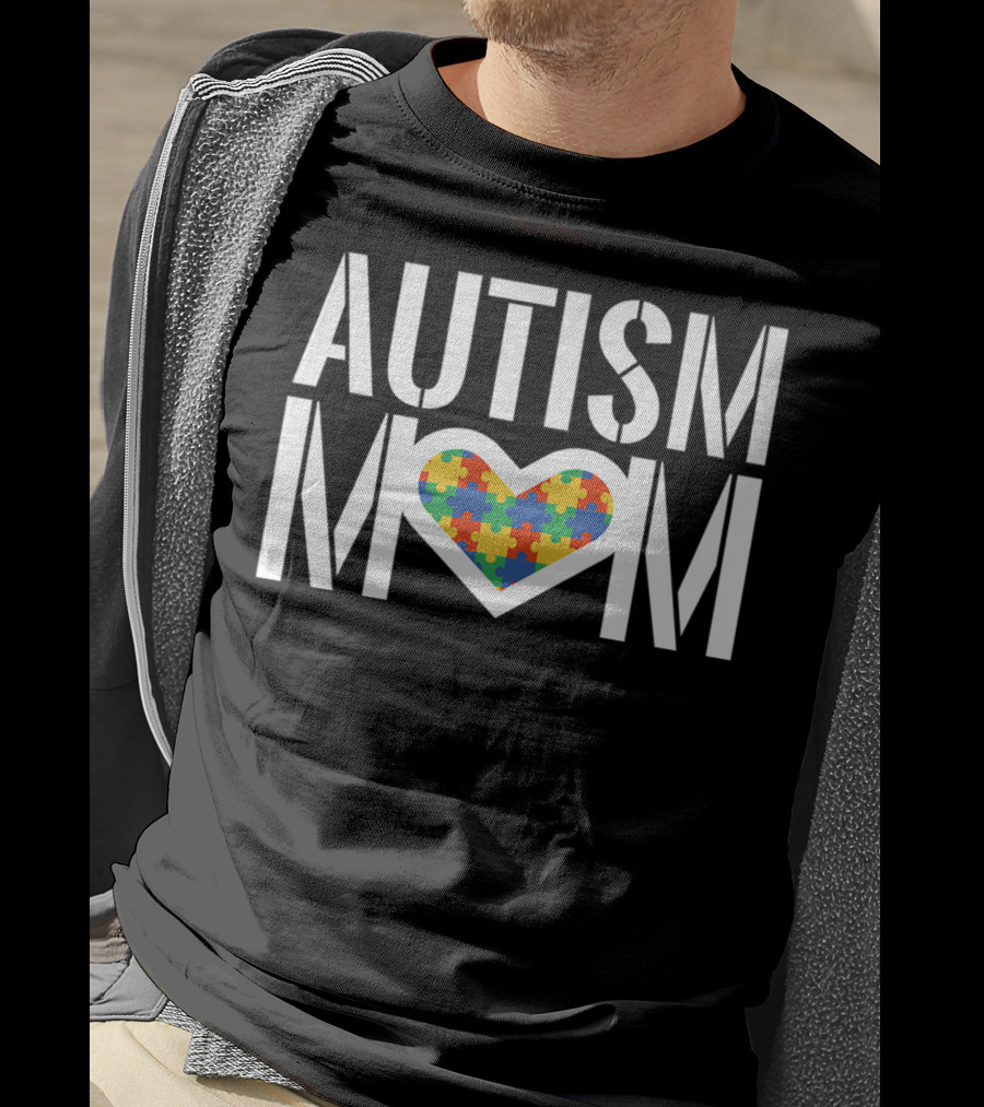 AUTISM MOM Heart Puzzle T-Shirt