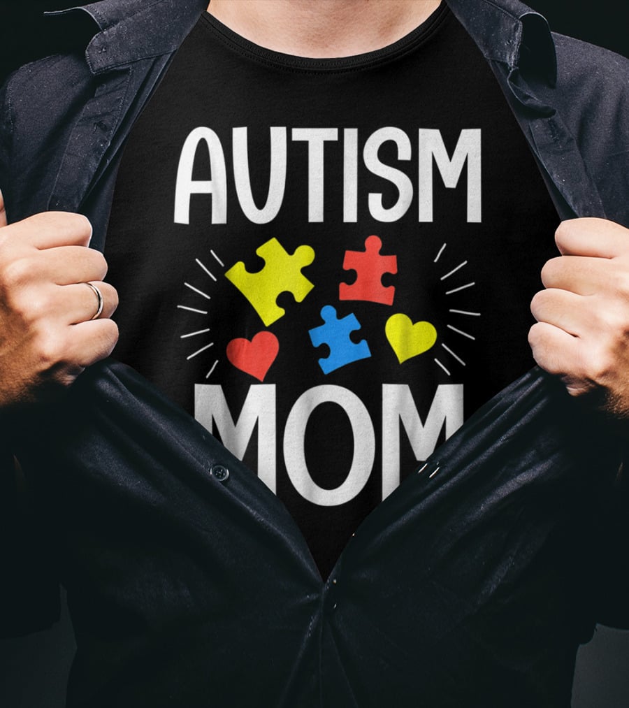 AUTISM MOM Puzzle Heart T-Shirt