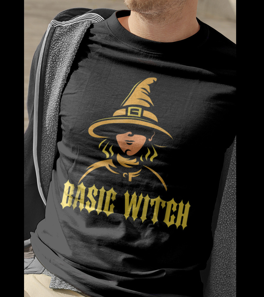 Basic Witch Hat Illustration Halloween T-Shirt