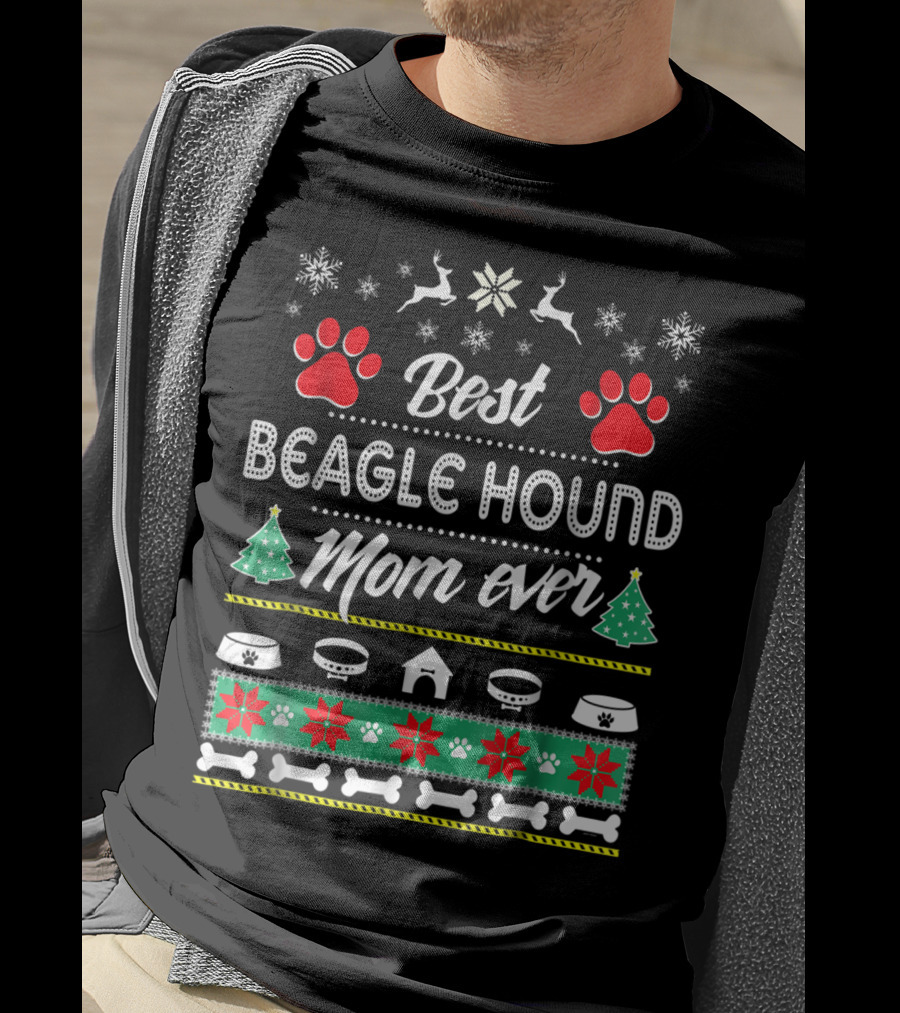 Best Beagle Hound Mom Ever Paw Trees Snowflakes And Bones T-Shirt