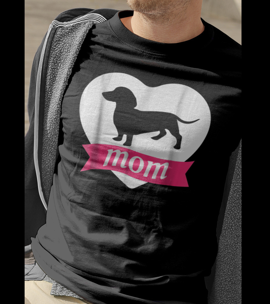 DACHSHUND MOM Heart Silhouette Vintage Fleece T-Shirt