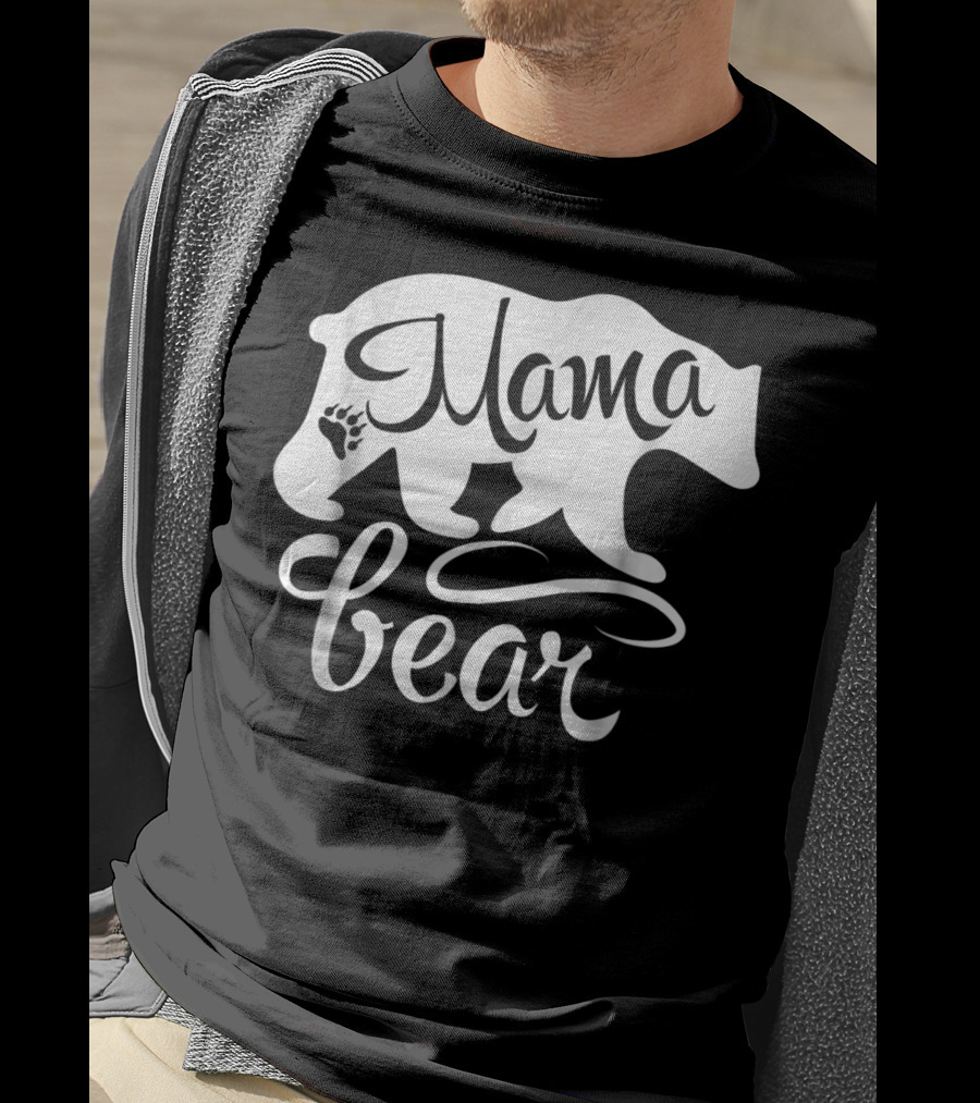 Mama Bear Big Strong Mom Power Superwoman Mommy Bear Silhouette With Paw Prints T-Shirt