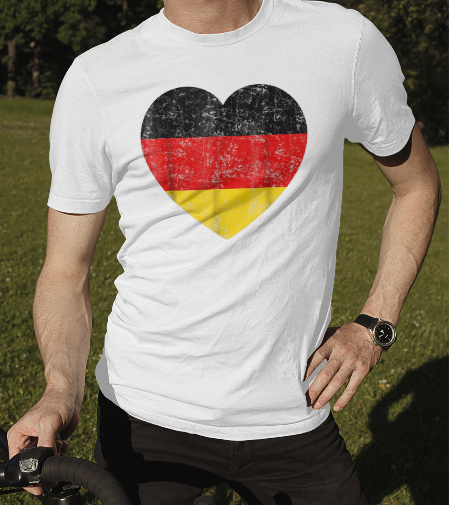 Oktoberfest German Flag Heart Germany Mom Wife56 Oktoberfest T-Shirt