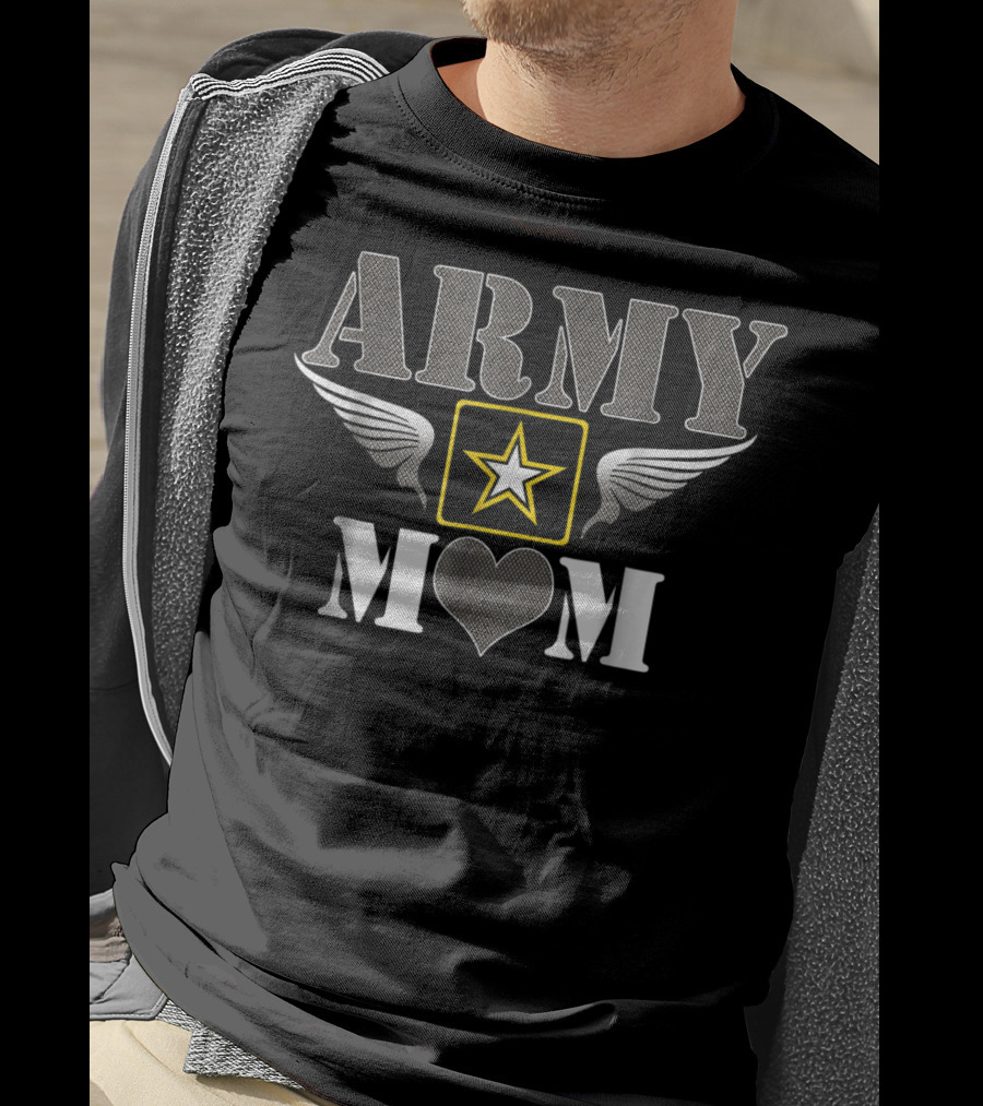 Army Mom Star Winged Heart T-Shirt