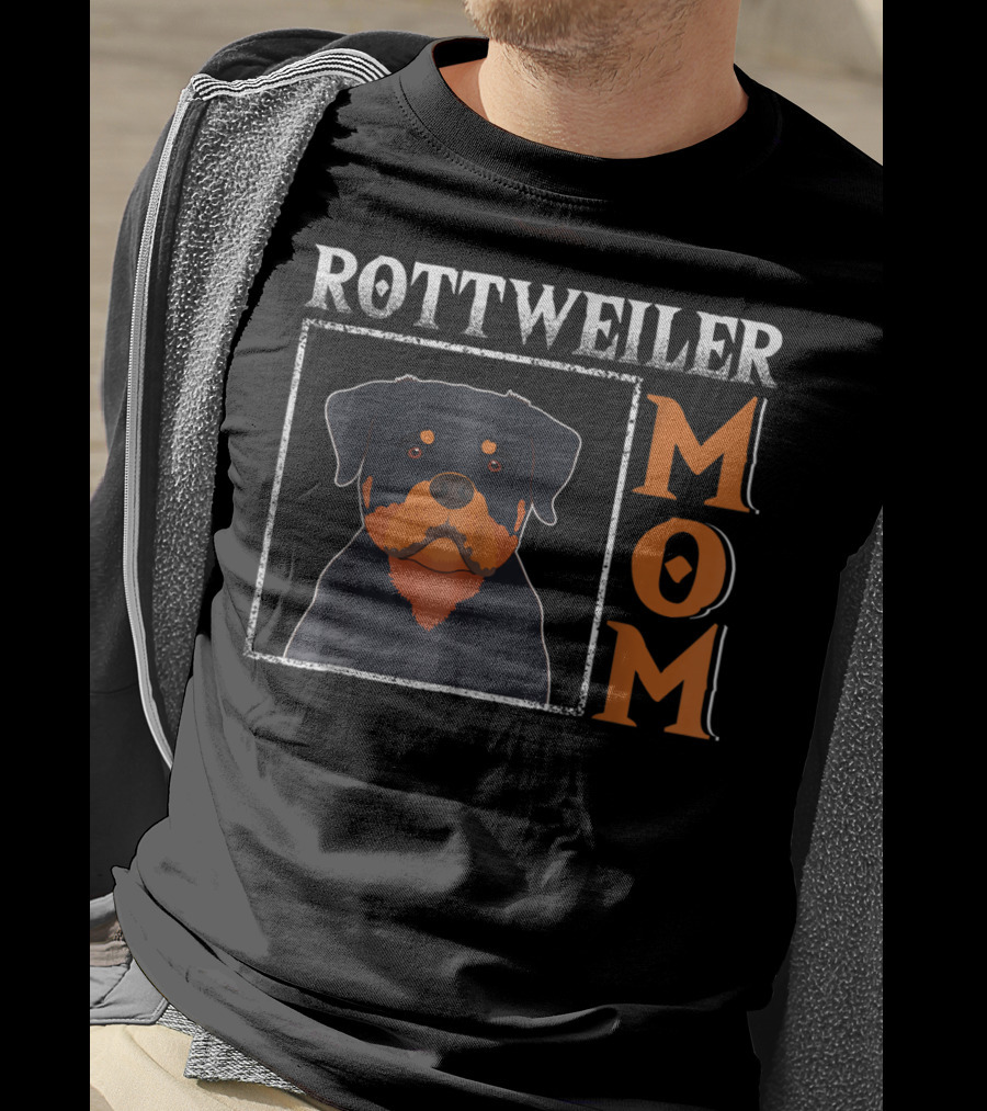 Rottweiler Mom Funny Dog Lover94 T-Shirt