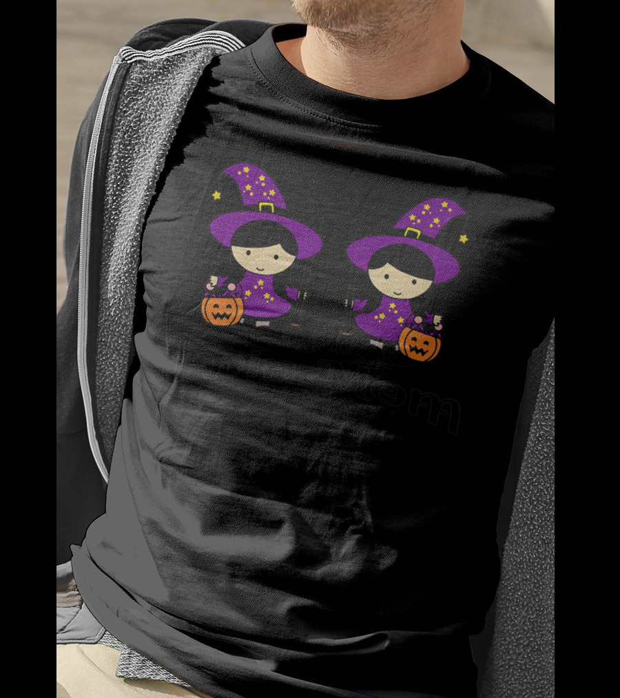 Twin Mom Twin Witches Halloween T-Shirt