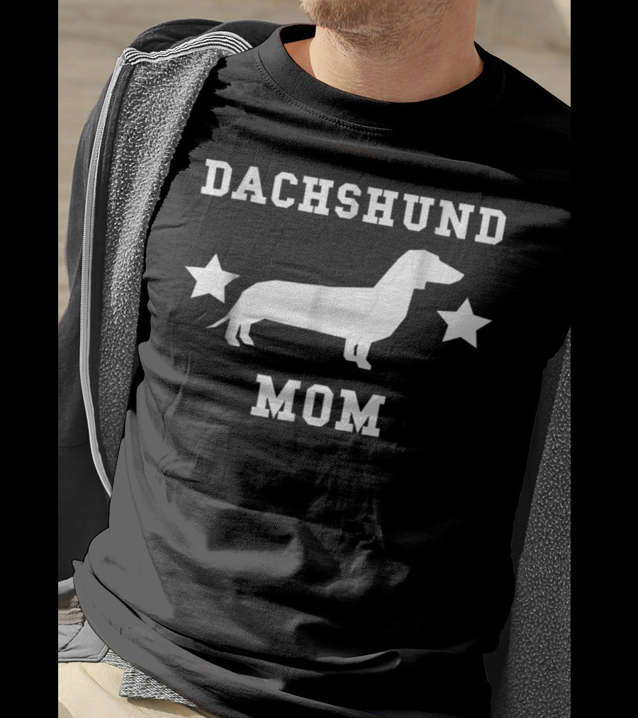Dachshund Mom Dog With Stars T-Shirt