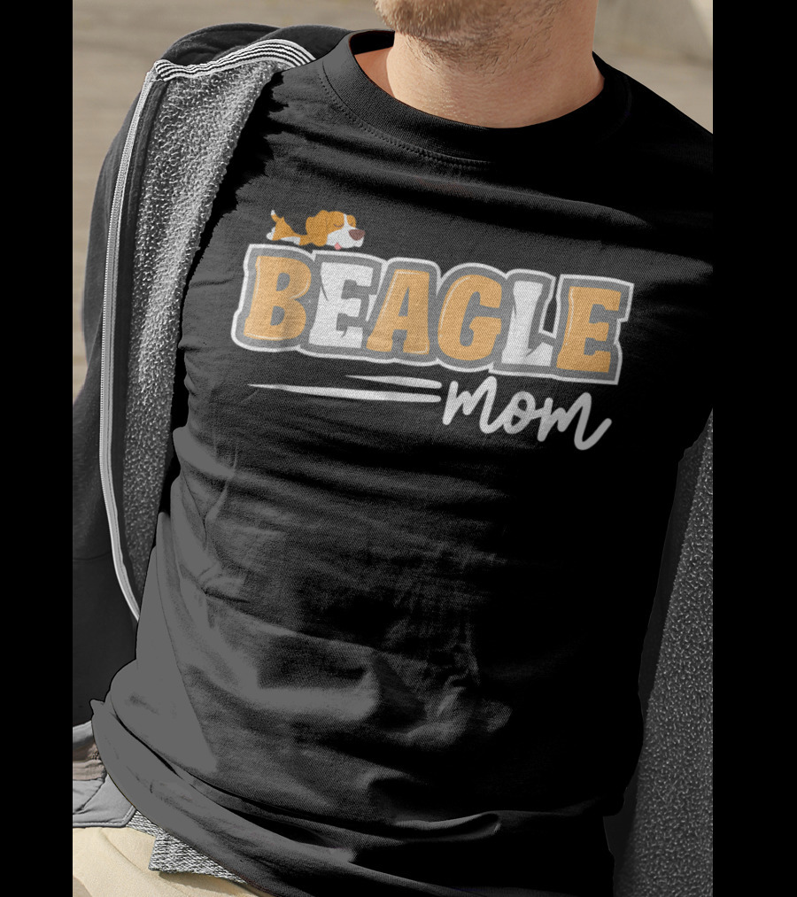Beagle Mom For Proud Moms With Beagles94 T-Shirt