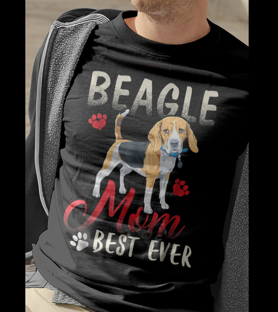 Beagle Mom Best Ever Beagle Dog With Paw Prints T-Shirt